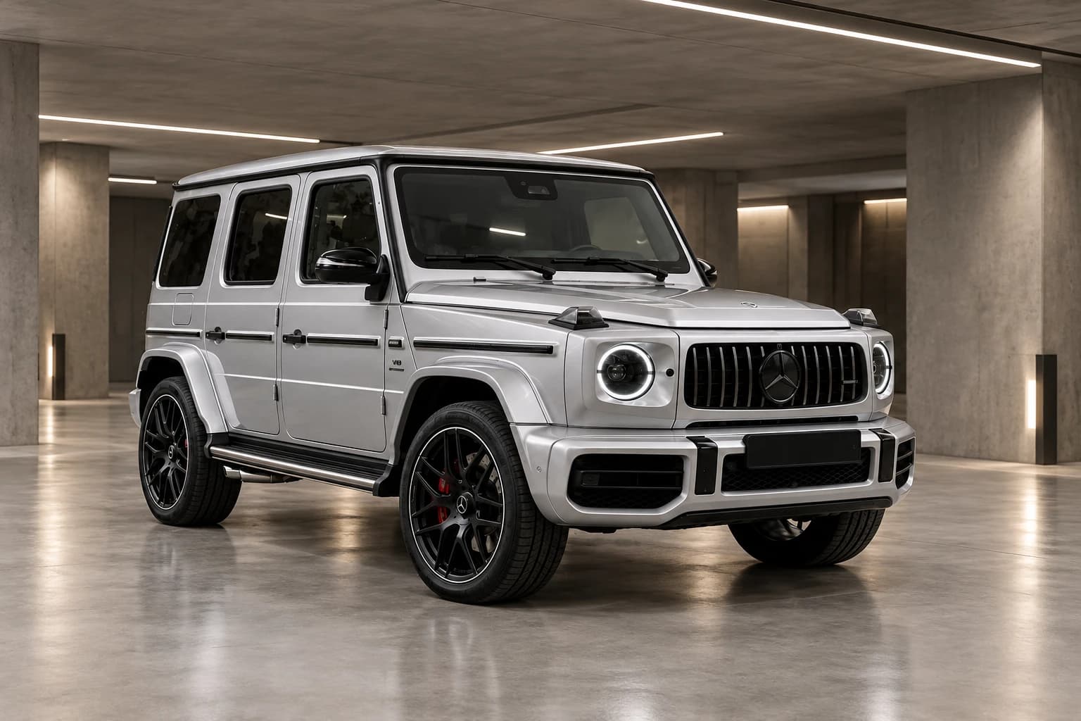 Mercedes-Benz G63 AMG · Silver · 2023